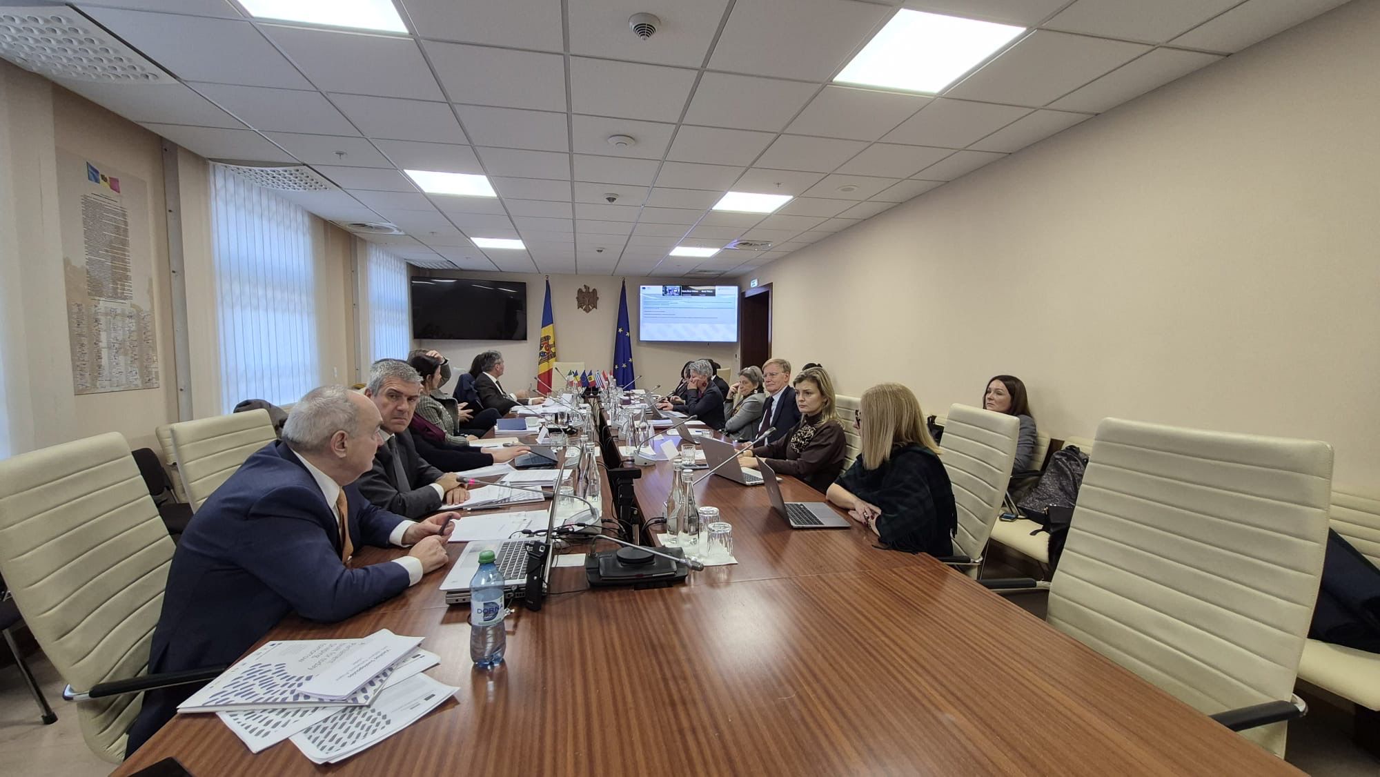 16.12.2025 Twinning Parlamentar: România și partenerii europeni accelerează sprijinul pentru Parlamentul
                  Republicii Moldova