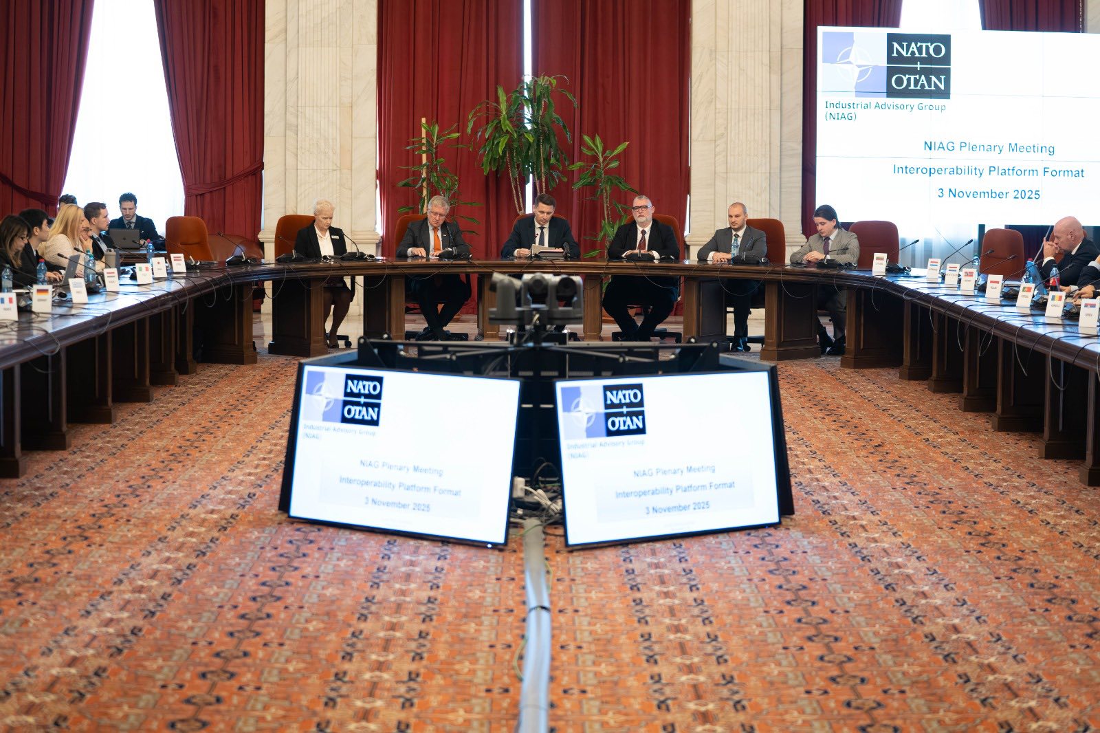 Președintele Senatului, Mircea Abrudean, a deschis reuniunea plenară a Grupului Consultativ Industrial al NATO, găzduită de Senatul României