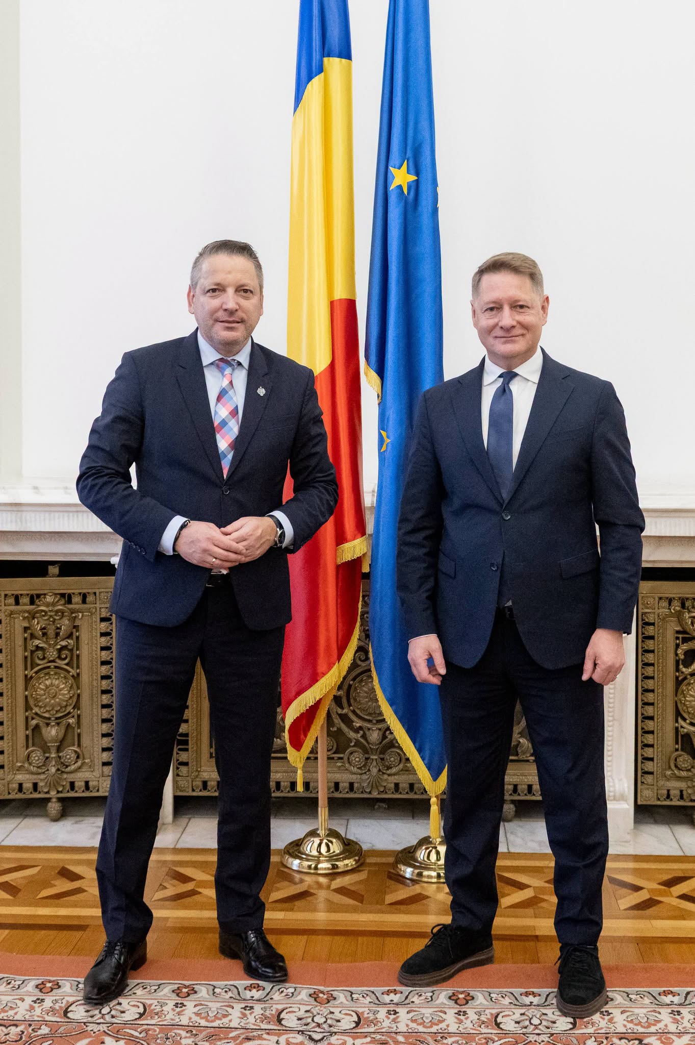 Întrevederea membrilor Comisiei pentru muncă, familie și protecție socială cu Cosmin Boangiu, directorul executiv al Autorității Europene a Muncii (ELA)